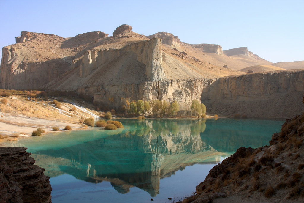 La beauté des lacs bleu foncé de Band-e Amir La beaute des lacs bleu fonce de Band e Amir 11 La-beaute-des-lacs-bleu-fonce-de-Band-e-Amir-11