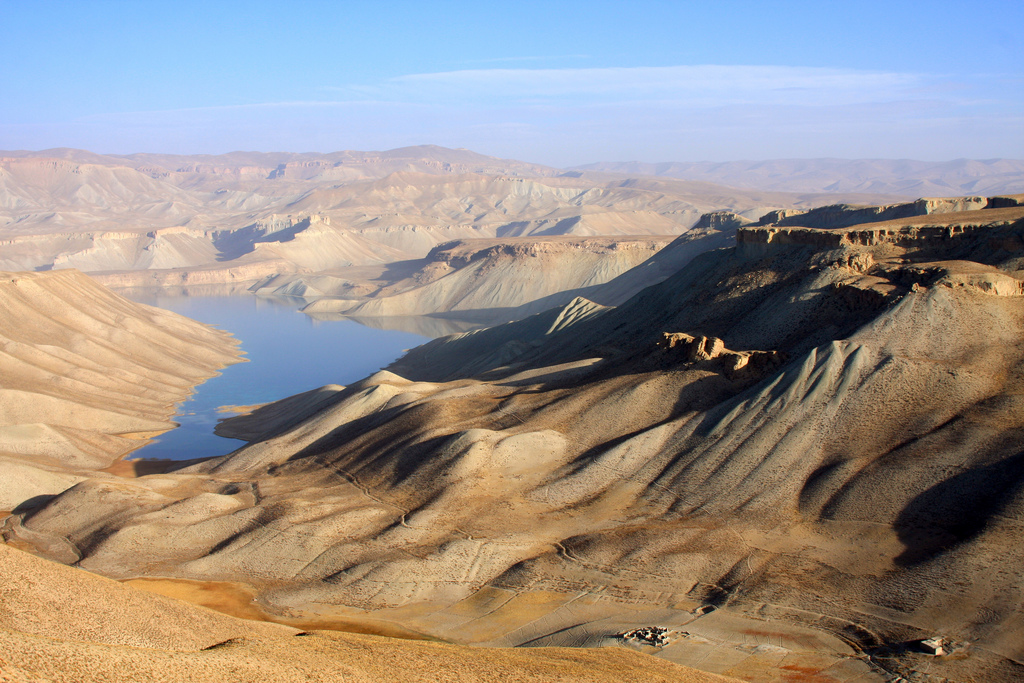 La beauté des lacs bleu foncé de Band-e Amir La beaute des lacs bleu fonce de Band e Amir 13 La-beaute-des-lacs-bleu-fonce-de-Band-e-Amir-13