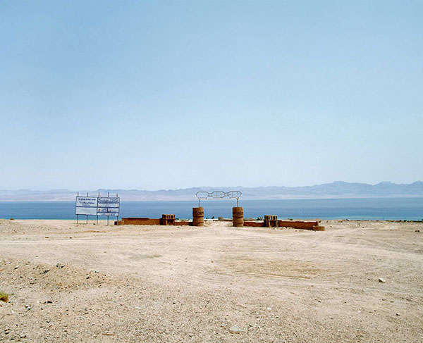 Les hôtels abandonnés du Sinaï par Stephanie Zoche et Sabine Haubitz Les hotels abandonnes du Sinai par Stephanie Zoche et Sabine Haubitz 17 Les-hotels-abandonnes-du-Sinai-par-Stephanie-Zoche-et-Sabine-Haubitz-17