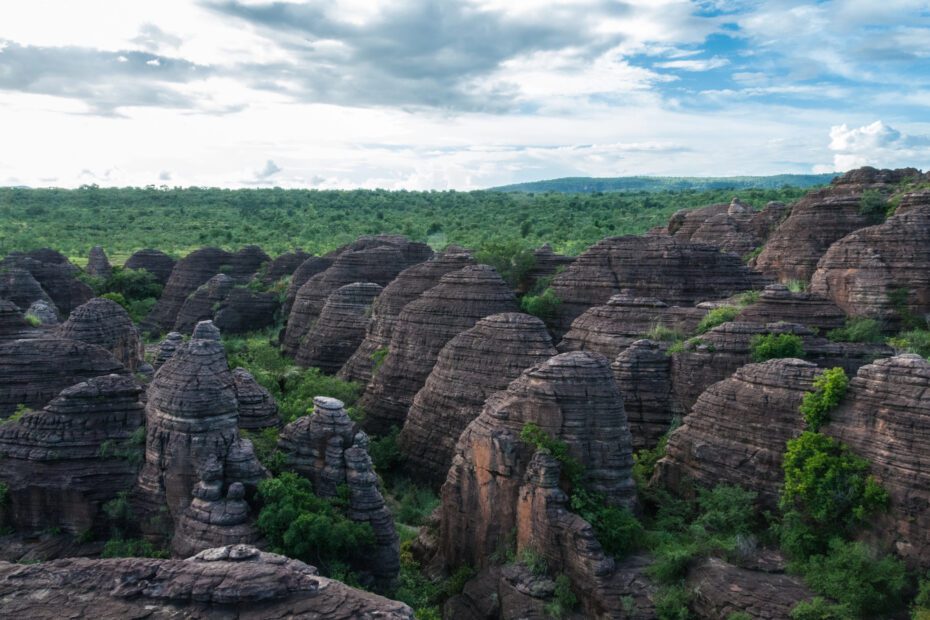 Les dômes de Fabédougou : ces tours de grès près de Banfora que le temps a « empilées » les domes de Fabedougou burkina faso 11 les domes de Fabedougou burkina faso 11