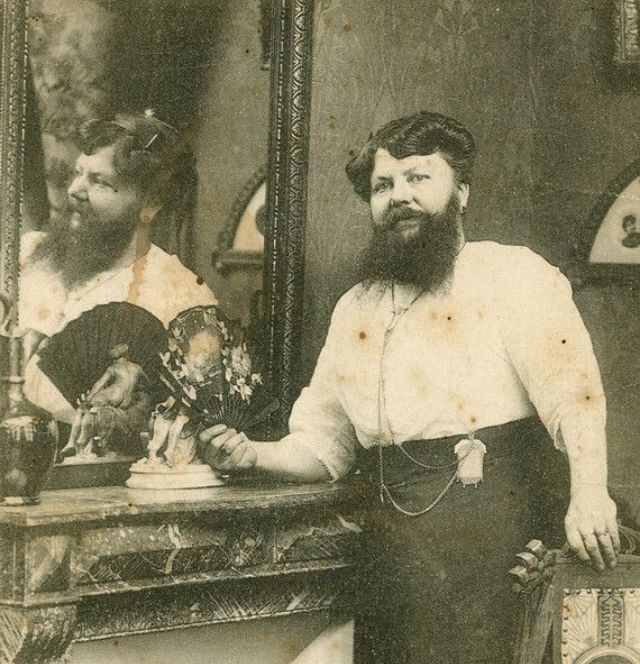 Clémentine Delait, célèbre femme à barbe des Vosges Clementine Delait celebre femme a barbe des Vosges 6 Clementine-Delait-celebre-femme-a-barbe-des-Vosges-6