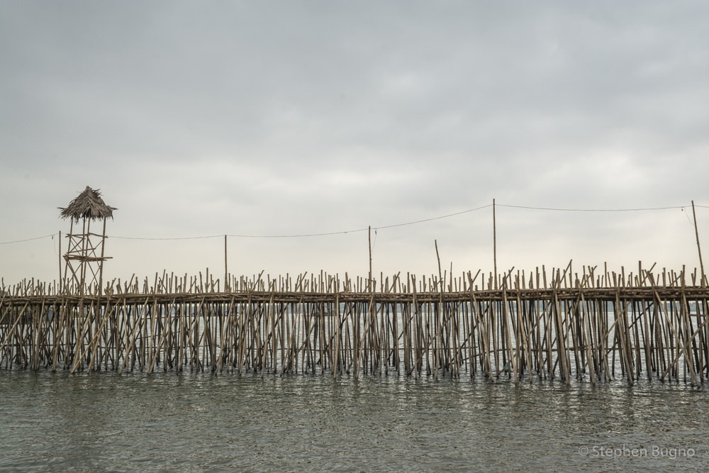Le pont de bambous de Kampong Cham, un pont monté et démonté chaque année Le pont de bambous de Kampong Cham un pont monte et demonte chaque annee 2 Le-pont-de-bambous-de-Kampong-Cham-un-pont-monte-et-demonte-chaque-annee-2