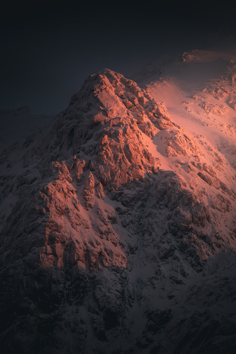 Les montagnes de Lofoten par Christian Hoiberg Les montagnes de Lofoten par Christian Hoiberg ile norvege 10 Les-montagnes-de-Lofoten-par-Christian-Hoiberg-ile-norvege-10