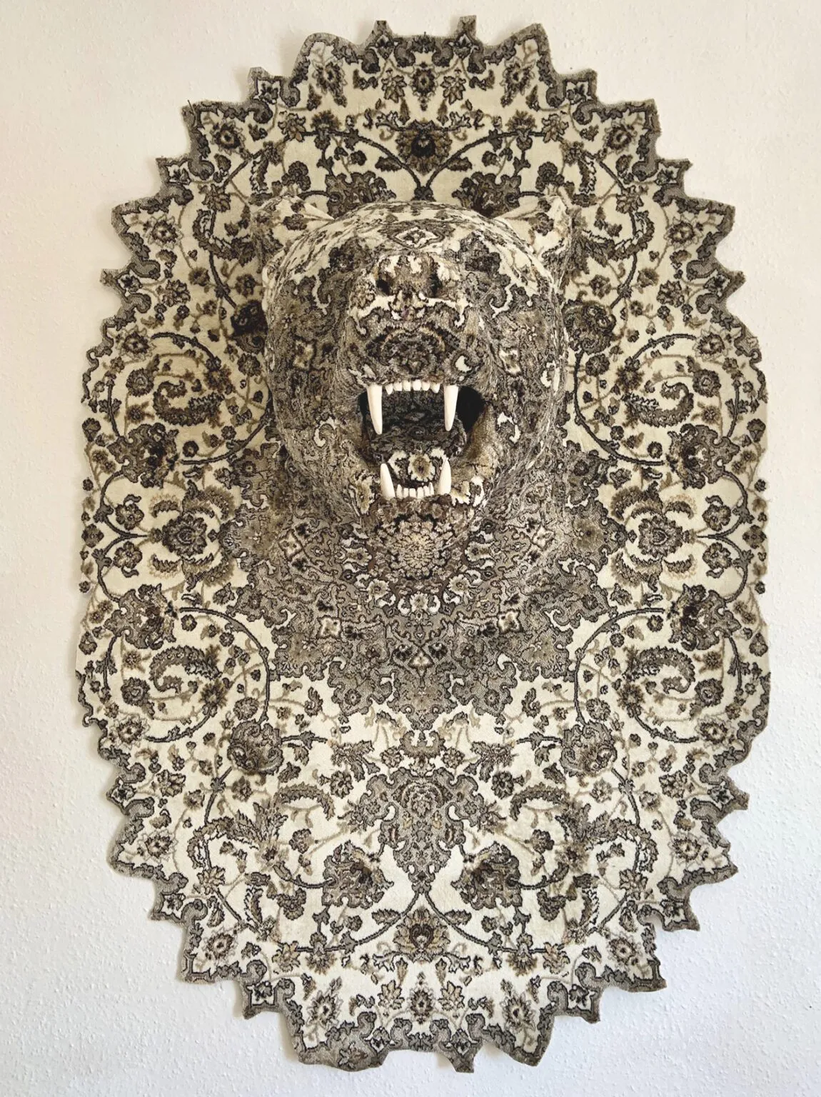 Des animaux dans des tapis persans par Debbie Lawson de nouvelles sculptures dans des tapis persans par Debbie Lawson 6 de-nouvelles-sculptures-dans-des-tapis-persans-par-Debbie-Lawson-6