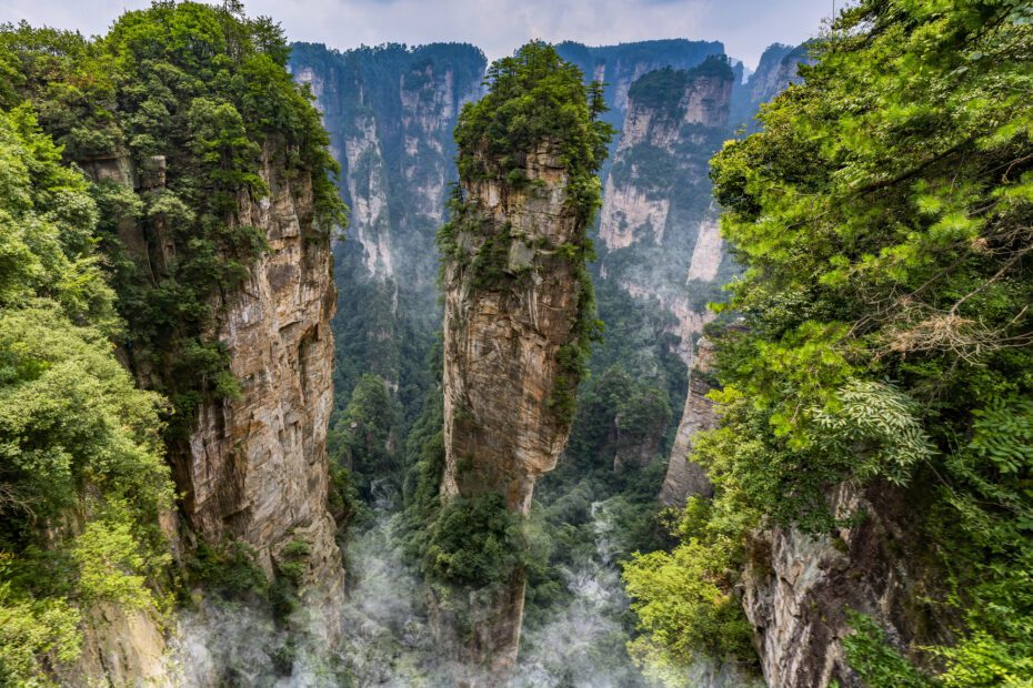 Les monts Tianzi du parc national Zhangjiajie et le mont Hallelujah de Avatar 10