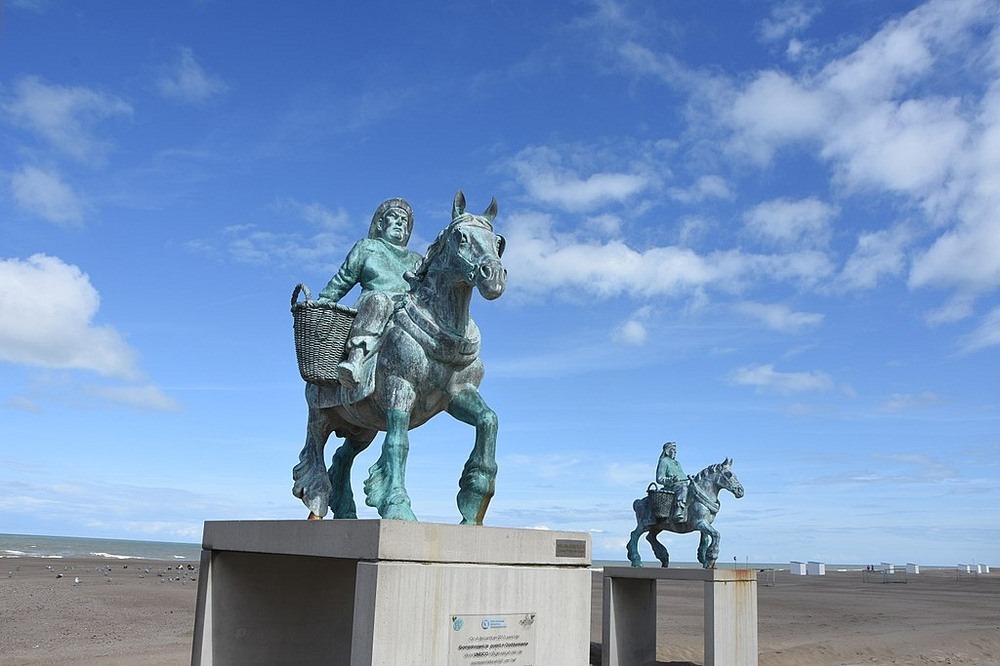 Les pêcheurs à cheval de Oostduinkerke Les pecheurs a cheval de Oostduinkerke 4 Les-pecheurs-a-cheval-de-Oostduinkerke-4