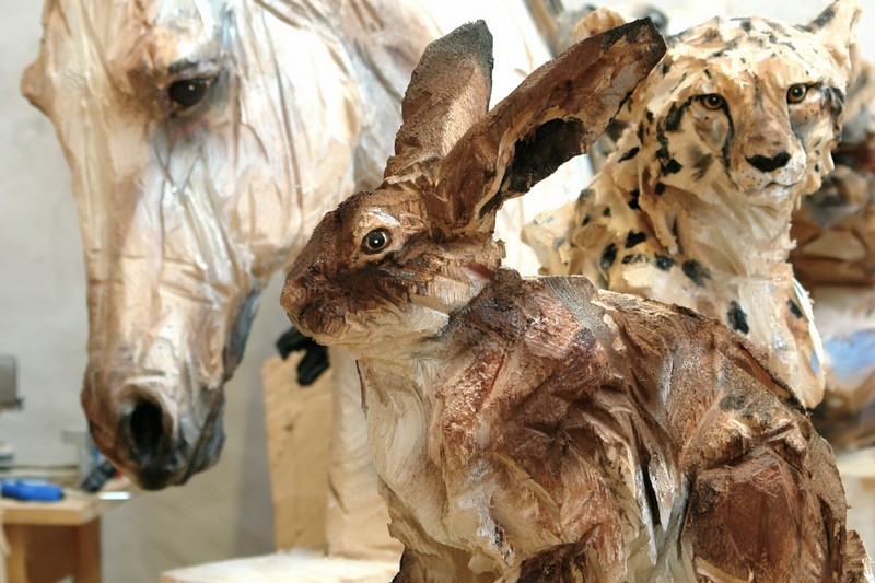 Les sculptures à la tronçonneuse de Jürgen Lingl-Rebetez Les sculptures a la tronconneuse de Jurgen Lingl Rebetez 10 Les-sculptures-a-la-tronconneuse-de-Jurgen-Lingl-Rebetez-10