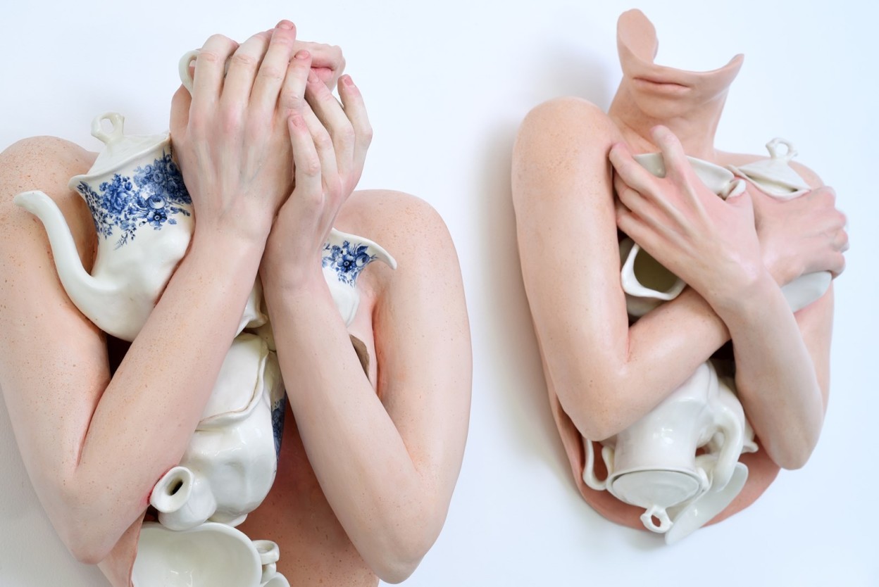 Les tasses avec des doigts et autres céramiques humaines de Ronit Baranga Les tasses avec des doigts et autres ceramiques humaines de Ronit Baranga 9 Les-tasses-avec-des-doigts-et-autres-ceramiques-humaines-de-Ronit-Baranga-9