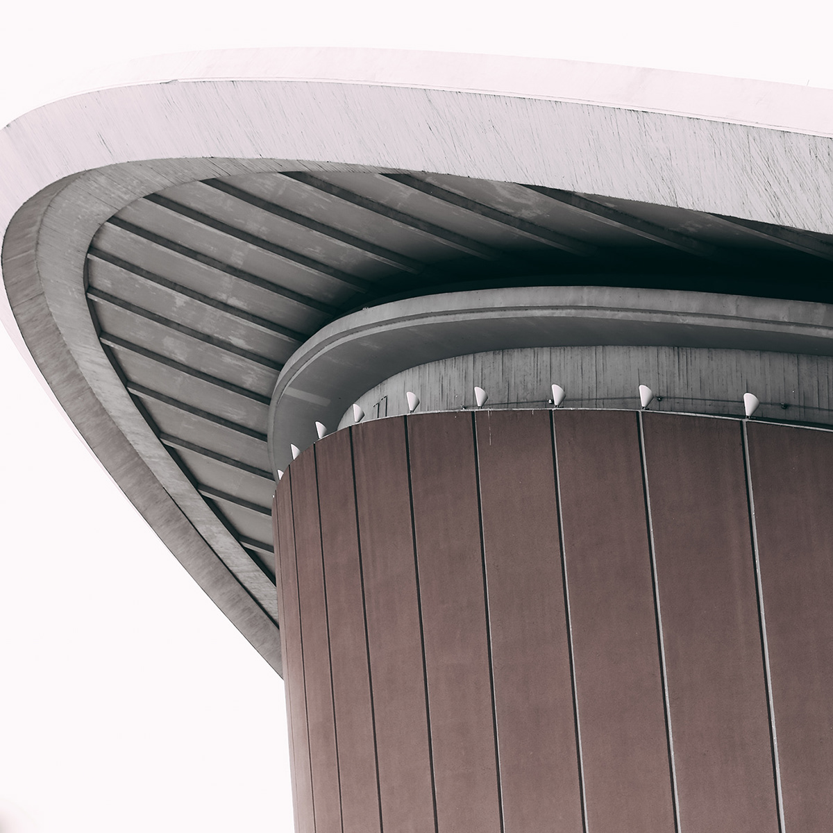 Monolicious III et IV par Sebastian Weiss Monolicious III et IV par Sebastian Weiss architecture 6 Monolicious-III-et-IV-par-Sebastian-Weiss-architecture-6