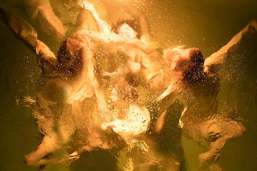 Des photos sous-marines ressemblant à des peintures baroques par Christy Lee Rogers des photos sous marines ressemblant a des peintures baroques par Christy Lee Rogers 9 des-photos-sous-marines-ressemblant-a-des-peintures-baroques-par-Christy-Lee-Rogers-9