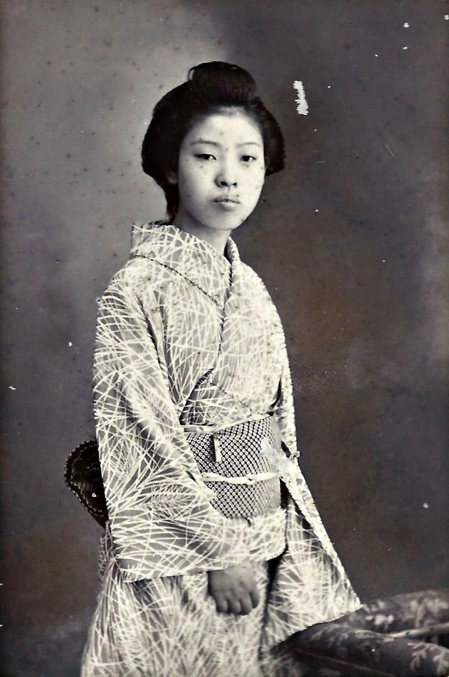 42 photos de japonaises en costume traditionnel au début du 20ème siècle 42 photos de japonaises en costume traditionnel au debut du 20eme siecle 23 42-photos-de-japonaises-en-costume-traditionnel-au-debut-du-20eme-siecle-23