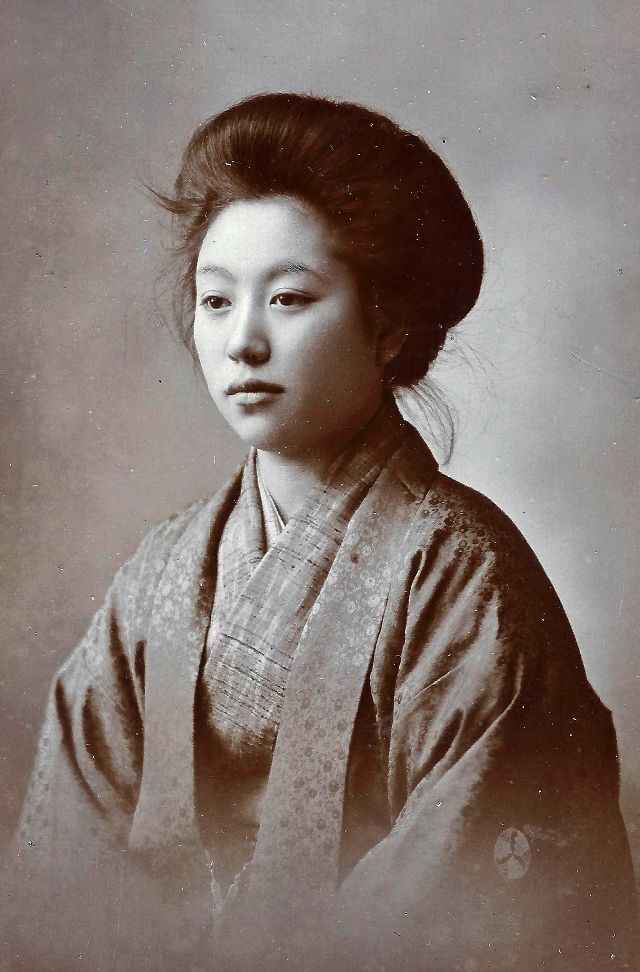 42 photos de japonaises en costume traditionnel au début du 20ème siècle 42 photos de japonaises en costume traditionnel au debut du 20eme siecle 5 42-photos-de-japonaises-en-costume-traditionnel-au-debut-du-20eme-siecle-5