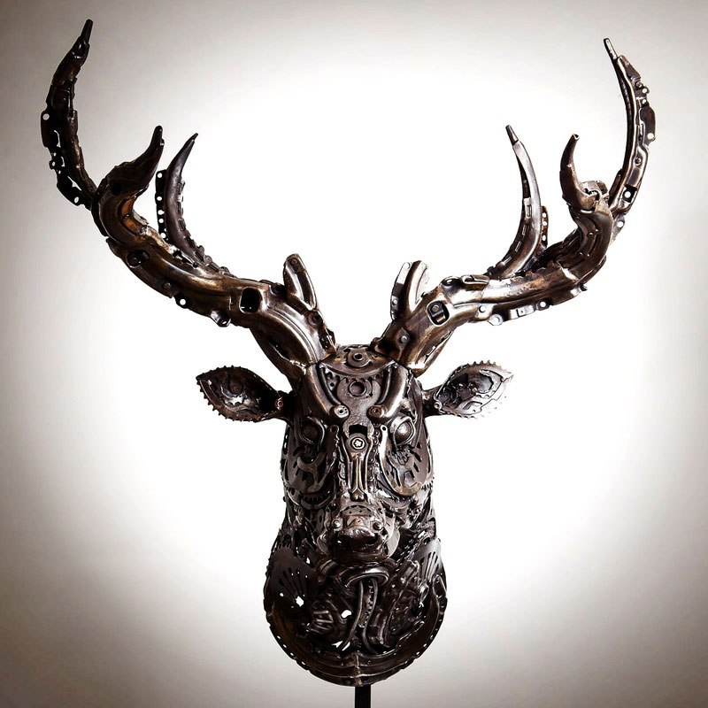 Les magnifiques sculptures en recyclage de metal par Alan Williams Les magnifiques sculptures en recyclage de metal par Alan Williams 4 Les-magnifiques-sculptures-en-recyclage-de-metal-par-Alan-Williams-4