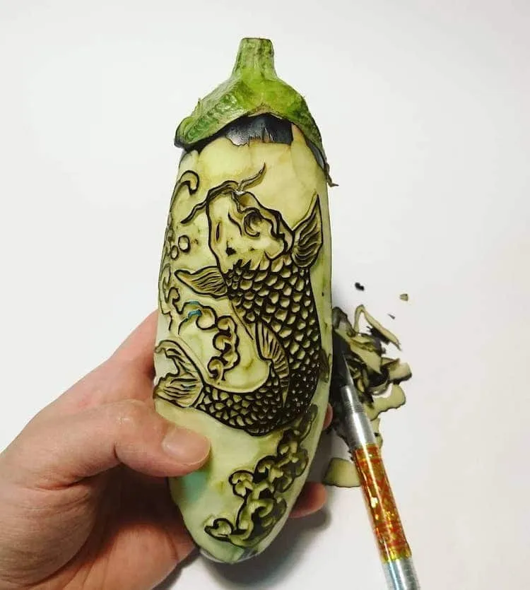 De nouvelles sculptures de fruits et légumes par Takehiro Kishimoto un poisson dans un brocoli et autres sculptures de fruits et legumes gaku 16 un-poisson-dans-un-brocoli-et-autres-sculptures-de-fruits-et-legumes-gaku-4