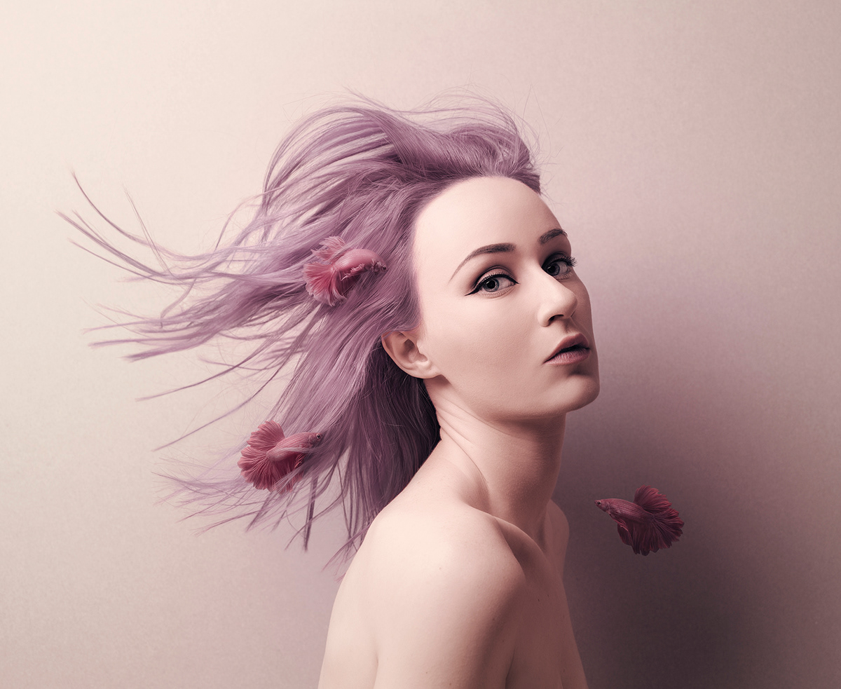 Flora Borsi avec un Hasselblad X1D Flora Borsi avec un Hasselblad X1D auto portrait 3 Flora-Borsi-avec-un-Hasselblad-X1D-auto-portrait-3