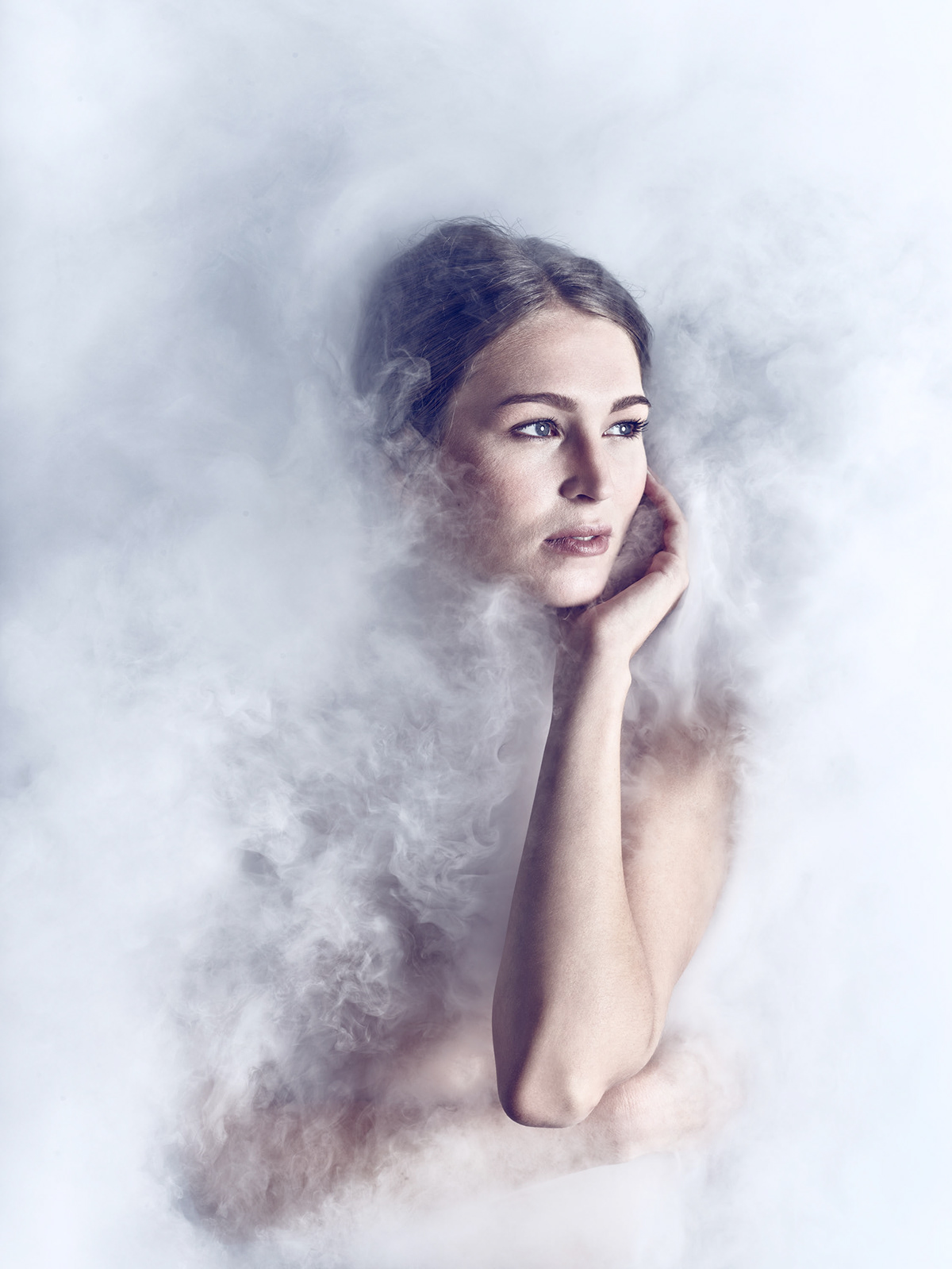 Haze - des portraits brumeux par Staudinger + Franke Haze des portraits brumeux par Staudinger Franke 14 Haze-des-portraits-brumeux-par-Staudinger-Franke-14