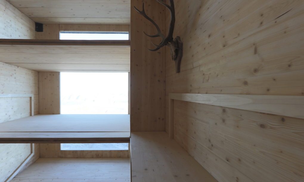 Kanin Winter Cabin superbe refuge des Alpes juliennes Kanin Winter Cabin superbe refuge des Alpes juliennes 4 Kanin-Winter-Cabin-superbe-refuge-des-Alpes-juliennes-4