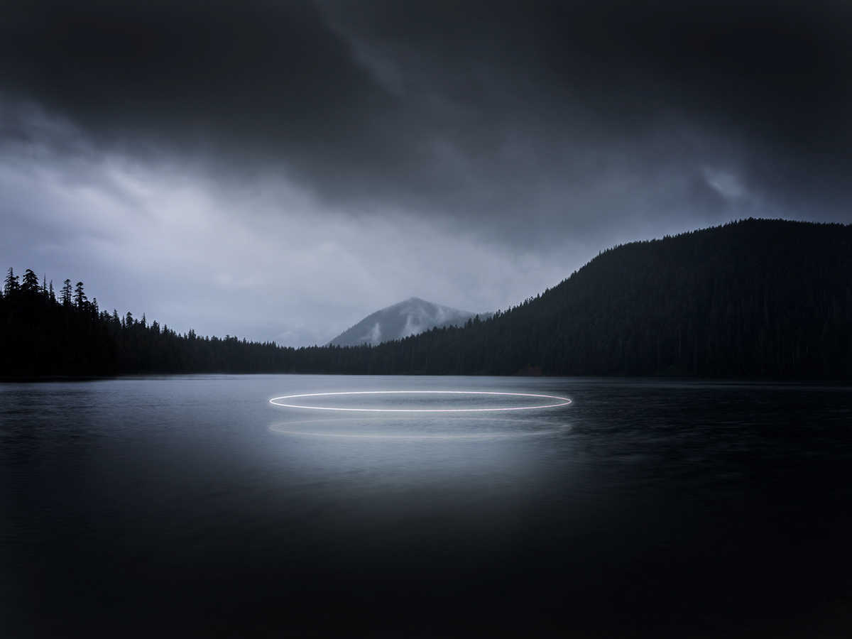 Neon - un cercle de néon dans différents paysages par Ludwig Fabre Neon un cercle de neon dans differents paysages par Ludwig Fabre 3 Neon-un-cercle-de-neon-dans-differents-paysages-par-Ludwig-Fabre-3