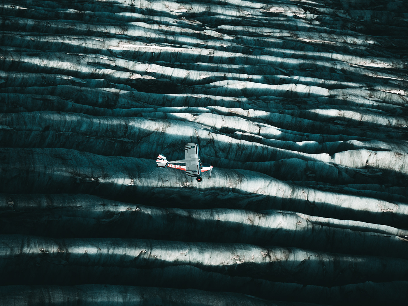 Above the Ice - vol au dessus du glacier Mýrdalsjökull en Islande Above the Ice vol au dessus du glacier Mýrdalsjökull en Islande 3 Above-the-Ice-vol-au-dessus-du-glacier-Mýrdalsjökull-en-Islande-3