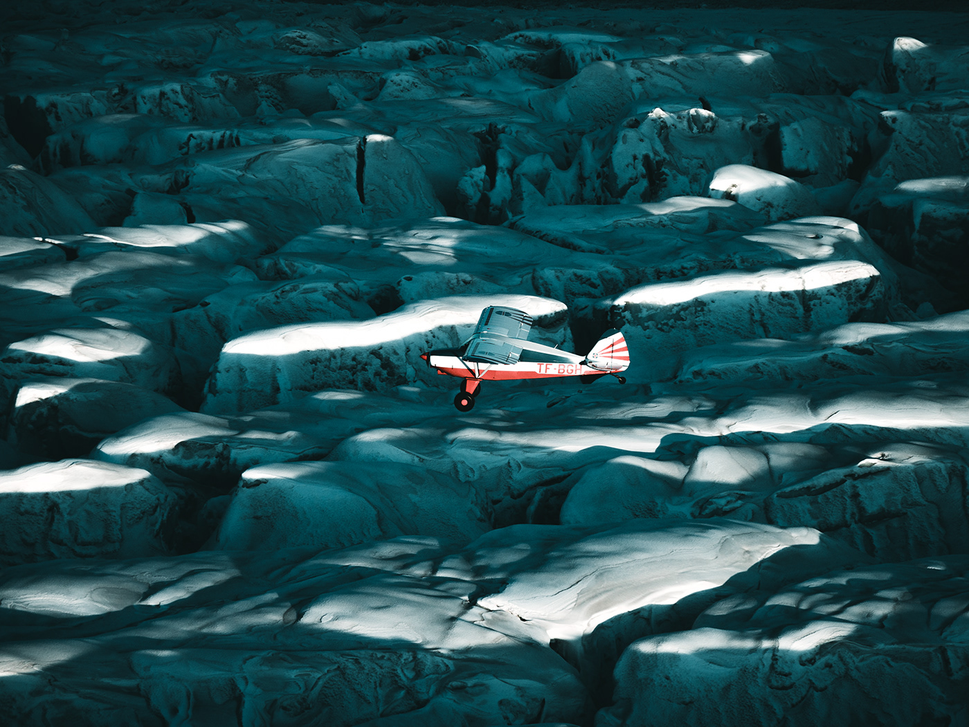 Above the Ice - vol au dessus du glacier Mýrdalsjökull en Islande Above the Ice vol au dessus du glacier Mýrdalsjökull en Islande 9 Above-the-Ice-vol-au-dessus-du-glacier-Mýrdalsjökull-en-Islande-9