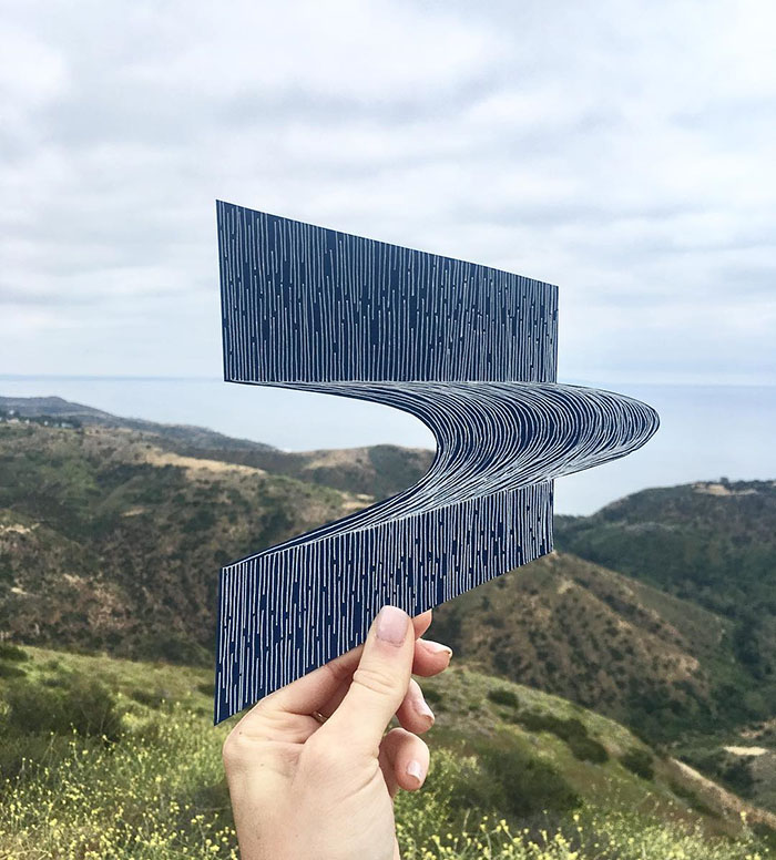 Des illusions d'optiques avec seulement des lignes par Katy Ann Gilmore Des illusions d optiques avec seulement des lignes par Katy Ann Gilmore 9 Des-illusions-d-optiques-avec-seulement-des-lignes-par-Katy-Ann-Gilmore-9