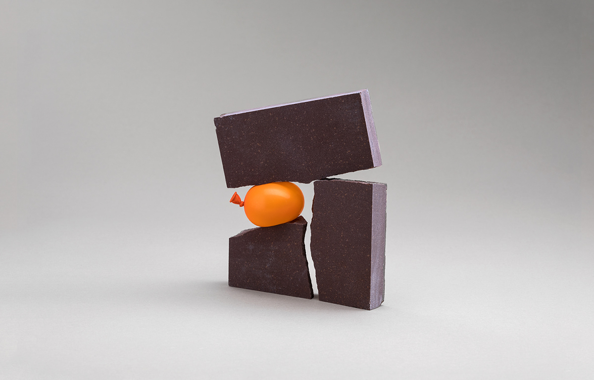 Air - rochers et ballons de baudruche par Daniel Forero Air rochers et ballons de baudruche par Daniel Forero 2 Air-rochers-et-ballons-de-baudruche-par-Daniel-Forero-2