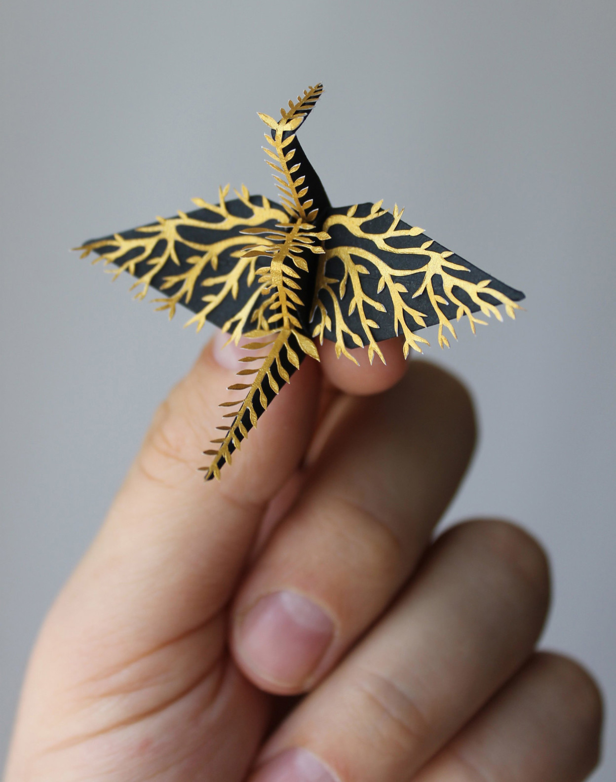 Les délicats origami de papier de Cristian Marianciuc Les delicats origami de papier de Cristian Marianciuc 8 Les-delicats-origami-de-papier-de-Cristian-Marianciuc-8