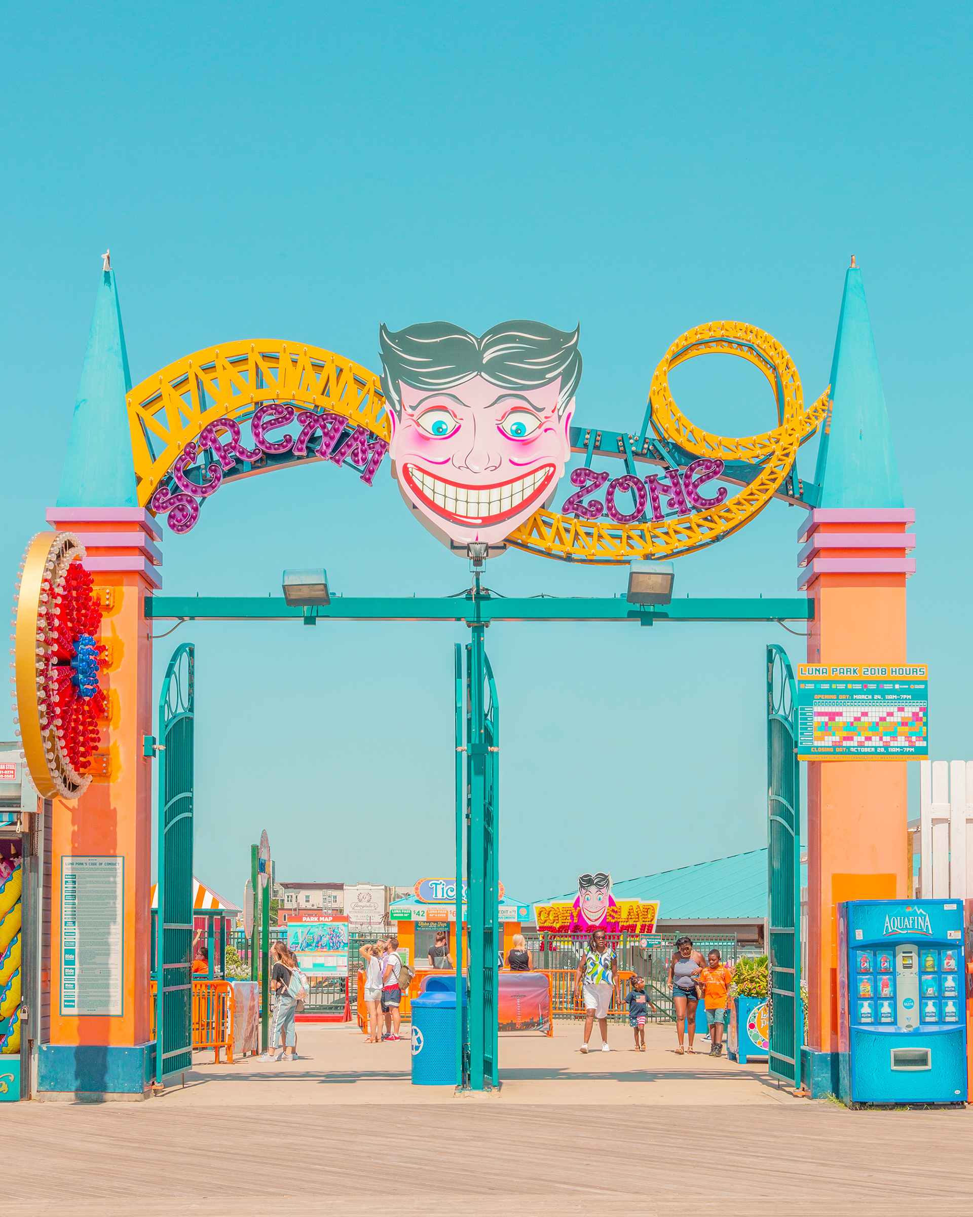 Coney Island paradis du bout de New York par Mijoo Kim et Minjin Kang Coney Island paradis du bout de New York par Mijoo Kim et Minjin Kang 11 Coney-Island-paradis-du-bout-de-New-York-par-Mijoo-Kim-et-Minjin-Kang-11