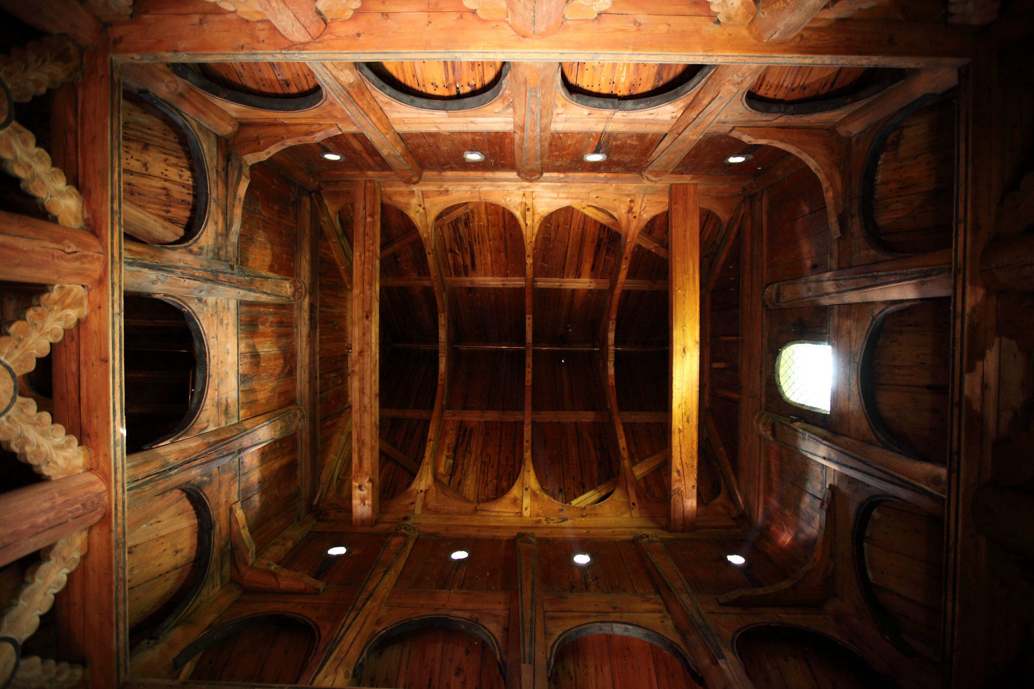 La magnifique église stavkirke de Borgund en Norvège la magnifique eglise stavkirke de Borgund en Norvege 13 la-magnifique-eglise-stavkirke-de-Borgund-en-Norvege-13