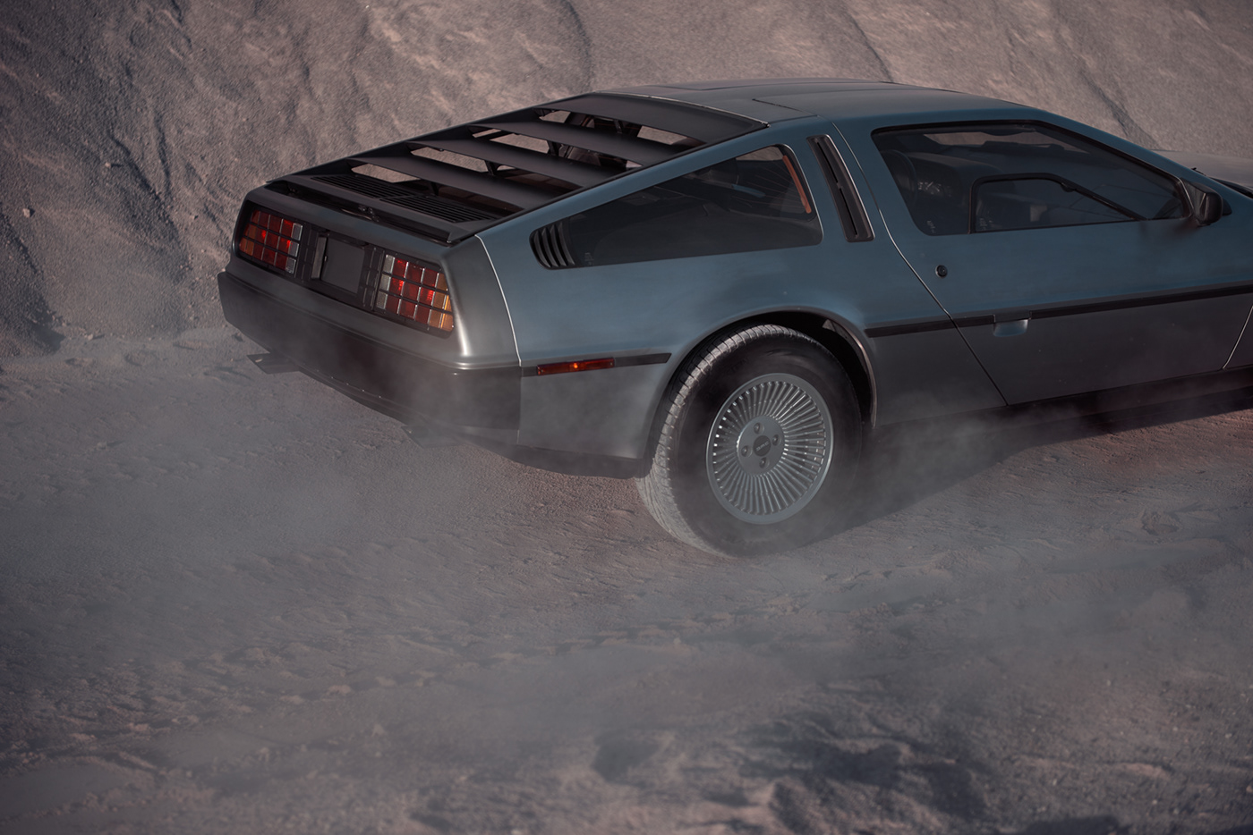 La Delorean par Tomek Olszowski La Delorean par Tomek Olszowski 14 La-Delorean-par-Tomek-Olszowski-14