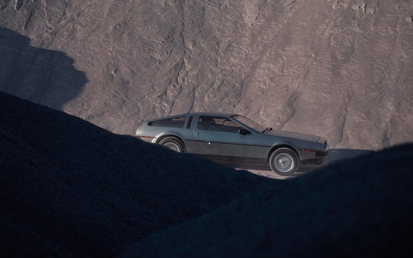 La Delorean par Tomek Olszowski La Delorean par Tomek Olszowski 16 La-Delorean-par-Tomek-Olszowski-16