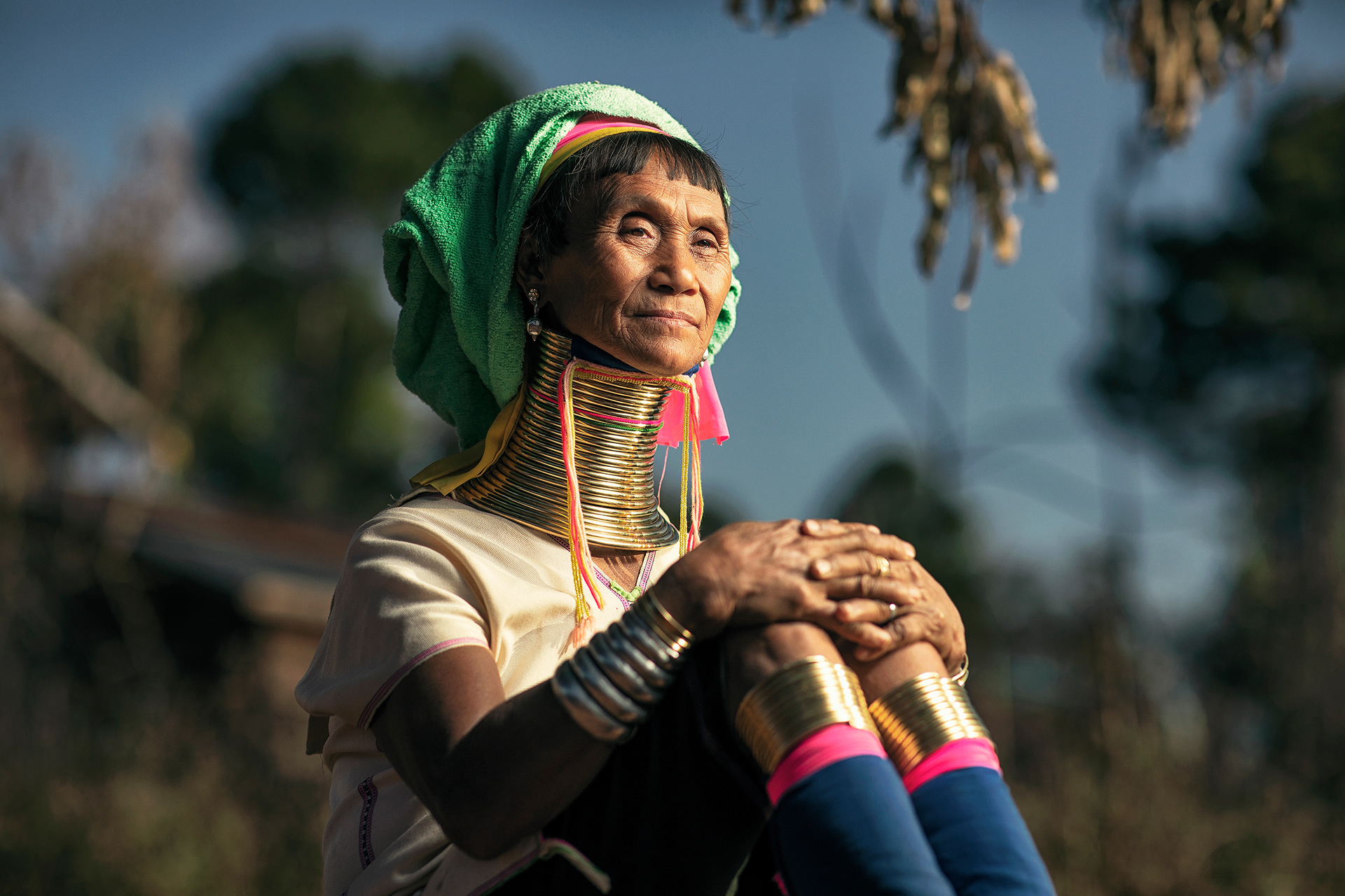 Des portraits de femmes Padaung ou femmes-girafes par Hugo Santarem et Ricardo Moreira portraits de femmes Padaung ou femmes girafes par Hugo Santarem et Ricardo Moreira 16 portraits-de-femmes-Padaung-ou-femmes-girafes-par-Hugo-Santarem-et-Ricardo-Moreira-16