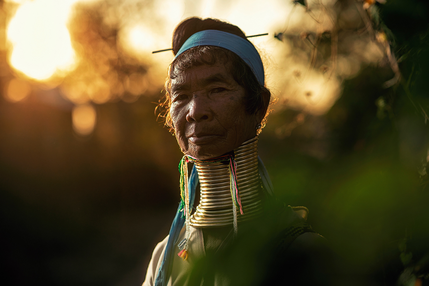 Des portraits de femmes Padaung ou femmes-girafes par Hugo Santarem et Ricardo Moreira portraits de femmes Padaung ou femmes girafes par Hugo Santarem et Ricardo Moreira 7 portraits-de-femmes-Padaung-ou-femmes-girafes-par-Hugo-Santarem-et-Ricardo-Moreira-7