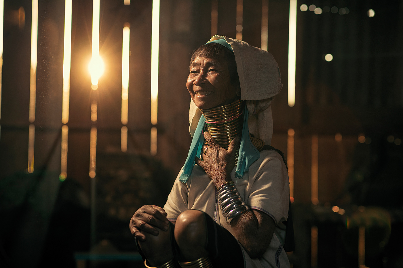 Des portraits de femmes Padaung ou femmes-girafes par Hugo Santarem et Ricardo Moreira portraits de femmes Padaung ou femmes girafes par Hugo Santarem et Ricardo Moreira 9 portraits-de-femmes-Padaung-ou-femmes-girafes-par-Hugo-Santarem-et-Ricardo-Moreira-9