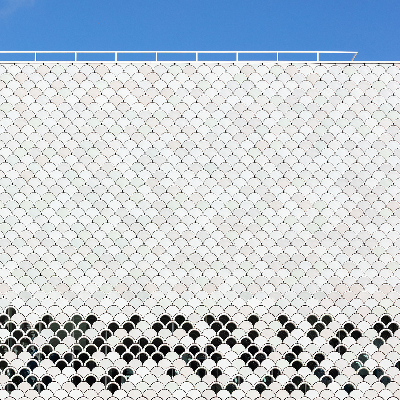 City of Light - l'architecture de Lisbonne par Sebastian Weiss City of Light l architecture de Lisbonne par Sebastian Weiss 7 aquarium City-of-Light-l-architecture-de-Lisbonne-par-Sebastian-Weiss-7-aquarium