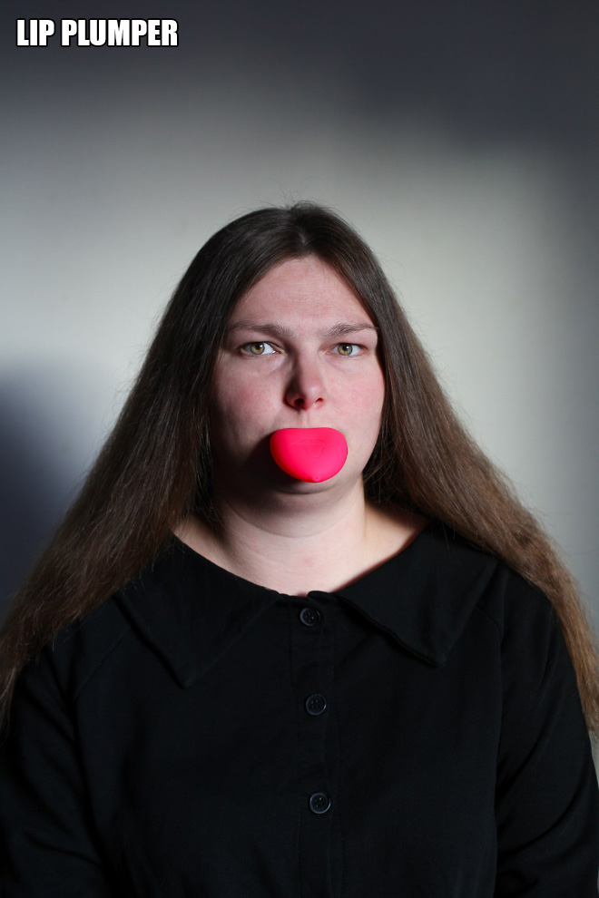 Beauty Warriors - les produits de beauté chinois mis en images par Evija Laivina Beauty Warriors les produits de beaute chinois mis en images par Evija Laivina 15 Beauty-Warriors-les-produits-de-beaute-chinois-mis-en-images-par-Evija-Laivina-15