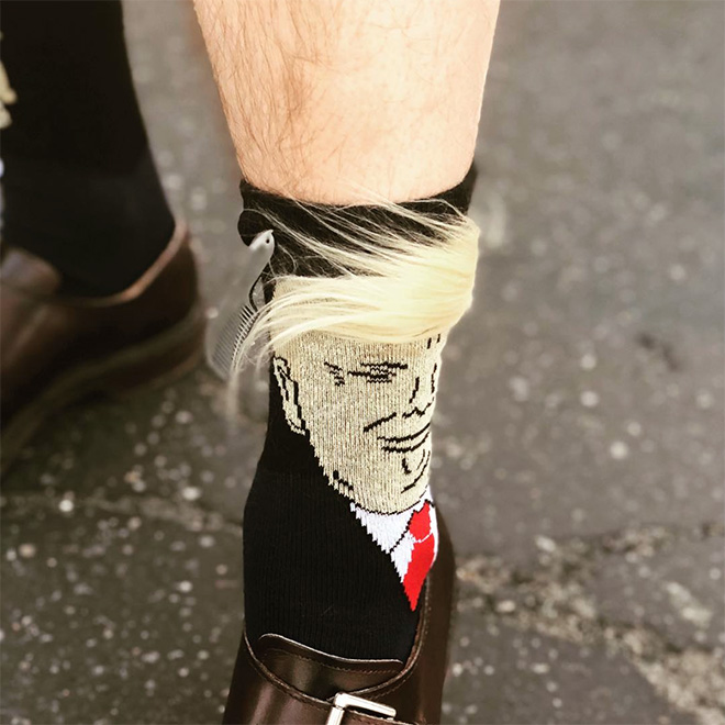 Des chaussettes Donald Trump avec la mèche Des chaussettes Donald Trump avec la meche 9 Des-chaussettes-Donald-Trump-avec-la-meche-9