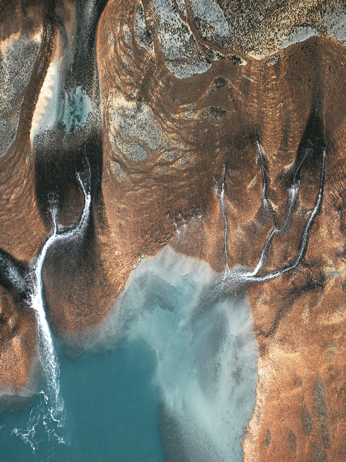 Tropical Reefs - recifs coralliens australiens vus du ciel par Kevin Krautgartner Tropical Reefs recifs coralliens australiens vus du ciel par Kevin Krautgartner 4 Tropical-Reefs-recifs-coralliens-australiens-vus-du-ciel-par-Kevin-Krautgartner-4
