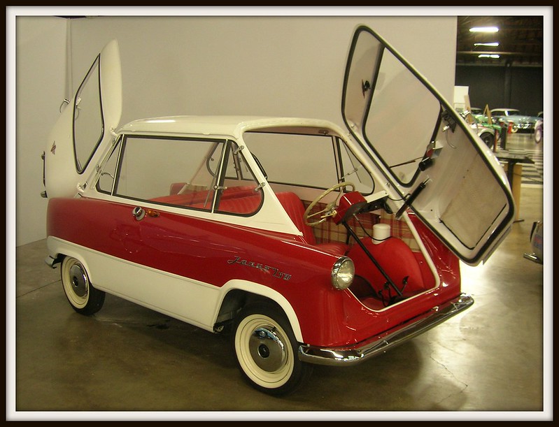 La Janus de Zündapp - une microvoiture avec des portes capot et coffre La Janus de Zundapp une microvoiture avec des portes capot et coffre 6 La-Janus-de-Zundapp-une-microvoiture-avec-des-portes-capot-et-coffre-6