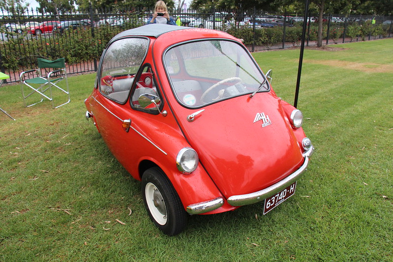 17 photos de la Heinkel Kabine, tricar des années 50-60 17 photos vintage de la Heinkel Kabine tricar des annees 50 60 1 17-photos-vintage-de-la-Heinkel-Kabine-tricar-des-annees-50-60-1