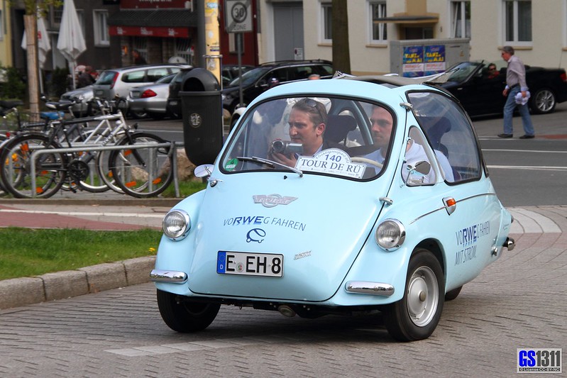 17 photos de la Heinkel Kabine, tricar des années 50-60 17 photos vintage de la Heinkel Kabine tricar des annees 50 60 13 17-photos-vintage-de-la-Heinkel-Kabine-tricar-des-annees-50-60-13