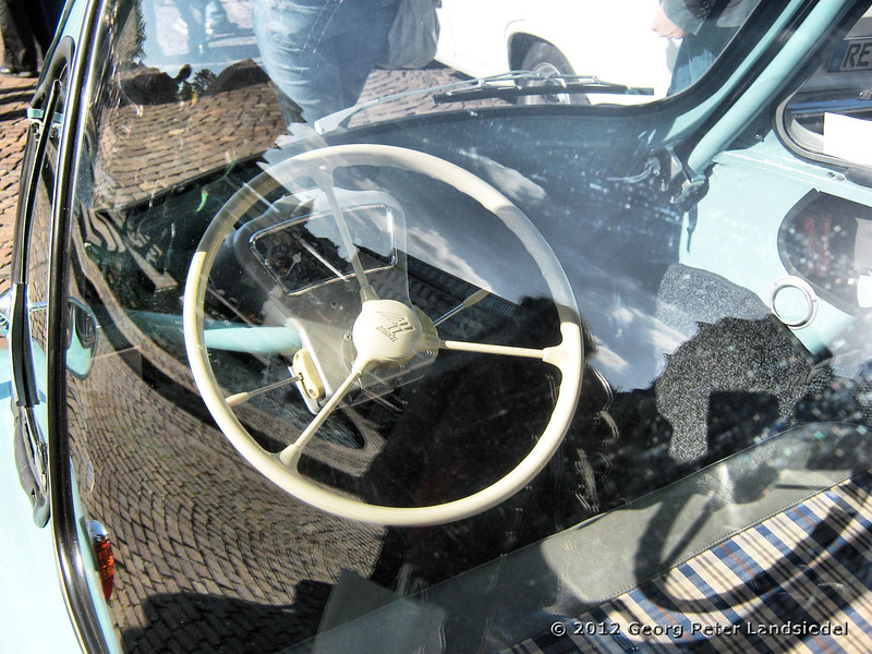 17 photos de la Heinkel Kabine, tricar des années 50-60 17 photos vintage de la Heinkel Kabine tricar des annees 50 60 5 17-photos-vintage-de-la-Heinkel-Kabine-tricar-des-annees-50-60-5