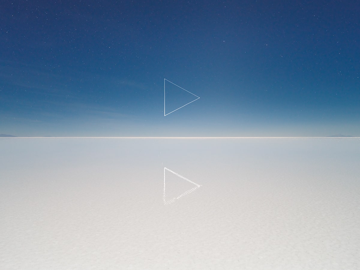 Field of Infinity - lumières au dessus du Salar de Uyuni par Reuben Wu Field of Infinity neons au dessus du Salar de Uyuni par Reuben Wu 3 Field-of-Infinity-neons-au-dessus-du-Salar-de-Uyuni-par-Reuben-Wu-3