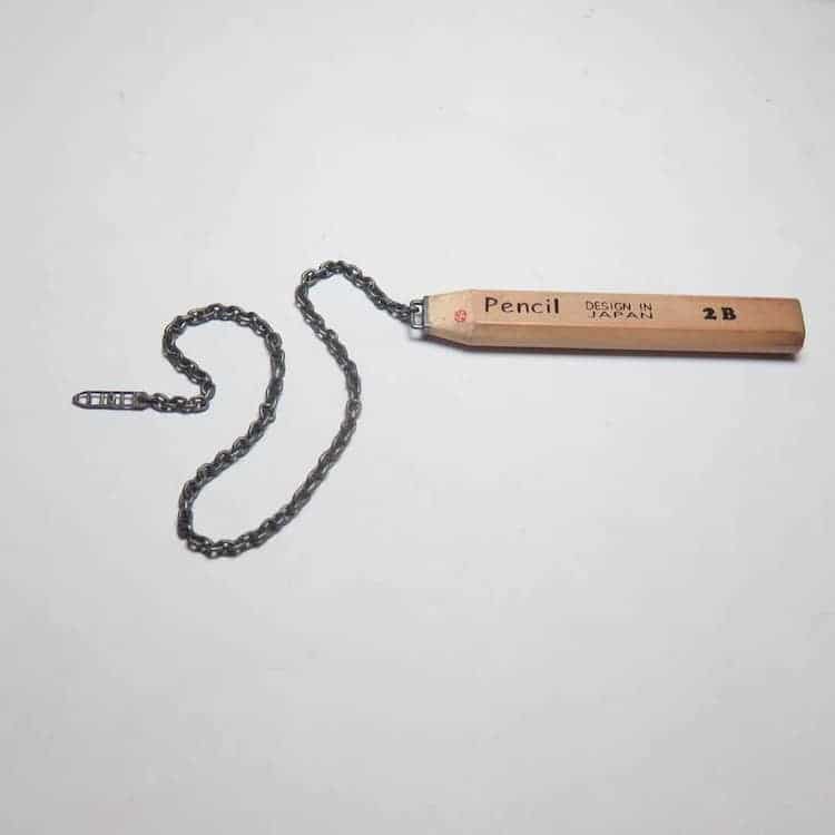 Une incroyable sculpture de mine de crayon en chainette par Chien Chu Lee Une incroyable sculpture de mine de crayon en chainette par Chien Chu Lee 2 Une-incroyable-sculpture-de-mine-de-crayon-en-chainette-par-Chien-Chu-Lee-2