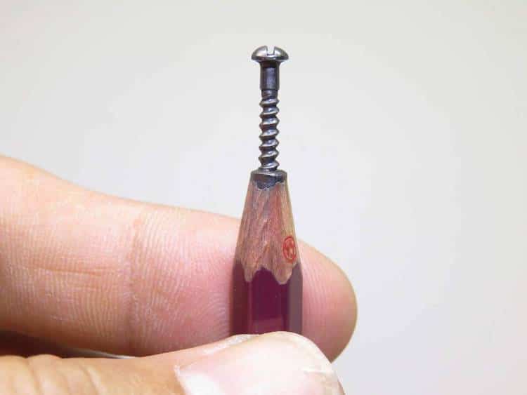 Une incroyable sculpture de mine de crayon en chainette par Chien Chu Lee Une incroyable sculpture de mine de crayon en chainette par Chien Chu Lee 7 Une-incroyable-sculpture-de-mine-de-crayon-en-chainette-par-Chien-Chu-Lee-7