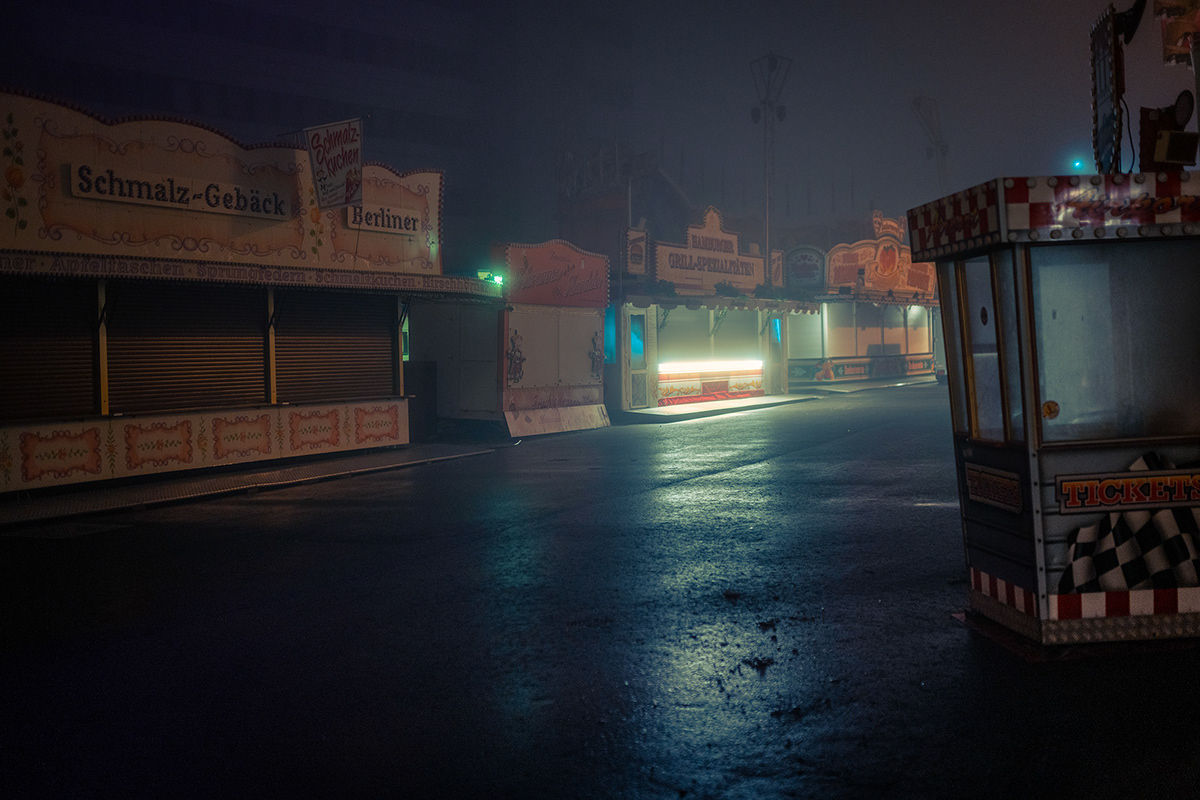 What the Fog? Stranger Nights de nouvelles nuits de brouillard par Mark Broyer What the Fog Stranger Nights de nouvelles nuits de brouillard par Mark Broyer 5 What-the-Fog-Stranger-Nights-de-nouvelles-nuits-de-brouillard-par-Mark-Broyer-5