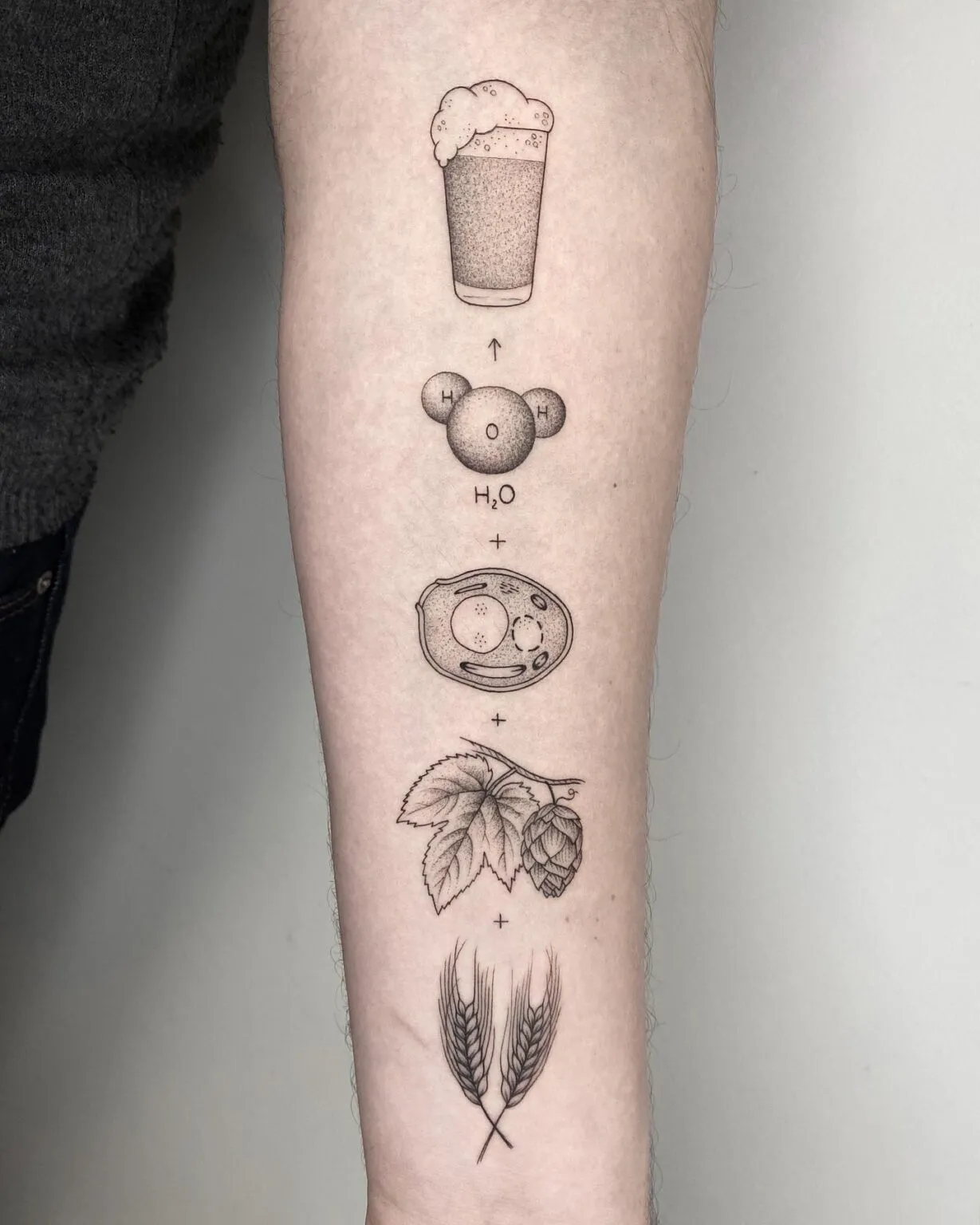 Les tatouages monochromes de Michele Volpi De nouveaux tatouages monochromes par Michele Volpi 14 De-nouveaux-tatouages-monochromes-par-Michele-Volpi-15