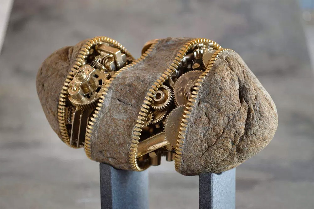 Les facétieuses sculptures de pierre de Hirotoshi Ito Les facetieuses sculptures de pierre de Hirotoshi Ito 12 Les-facetieuses-sculptures-de-pierre-de-Hirotoshi-Ito-12