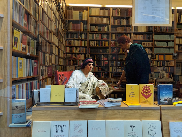 Napoli Project - de nouvelles superpositions de classiques de la peinture et de vie moderne par Alexey Kondakov Napoli Project de nouvelles superpositions de classiques de la peinture et de vie moderne par Alexey Kondakov 19 Napoli-Project-de-nouvelles-superpositions-de-classiques-de-la-peinture-et-de-vie-moderne-par-Alexey-Kondakov-19