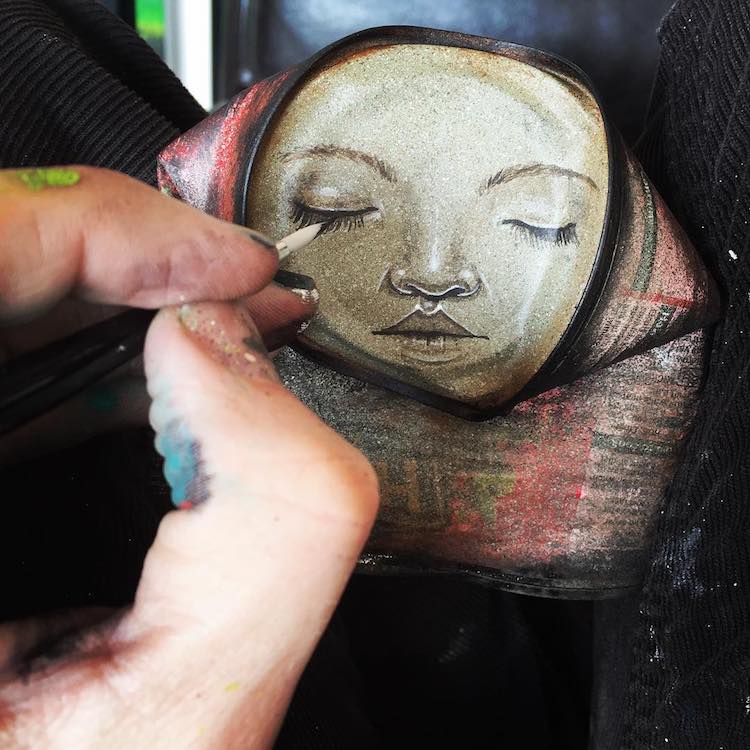 Des portraits dans des canettes usagées par My Dog Sighs des portraits dans des canettes usagees pa My Dog Sighs 2 des-portraits-dans-des-canettes-usagees-pa- My-Dog-Sighs-2